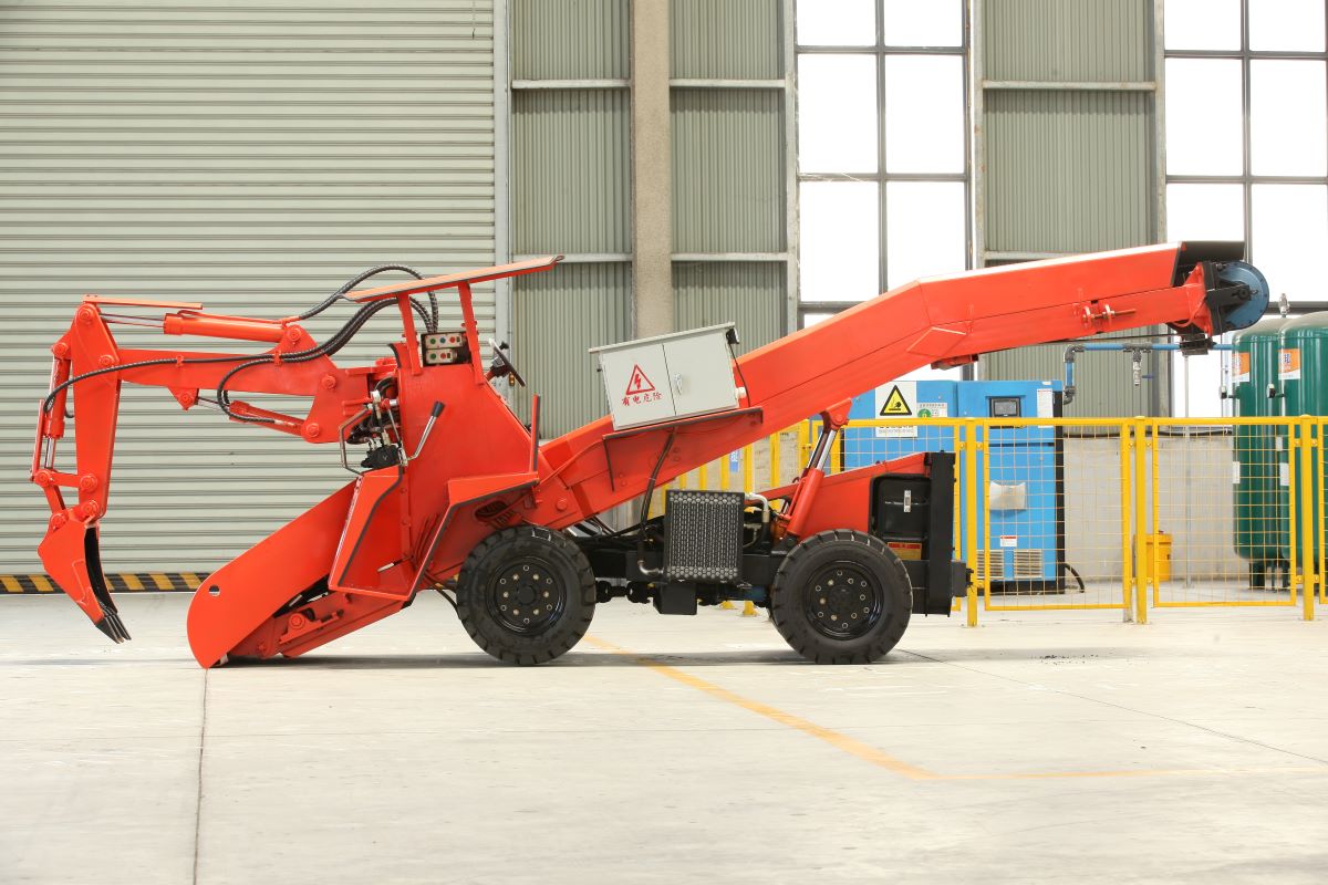 井下路面濕滑？永力通履帶式扒渣機抓地力強