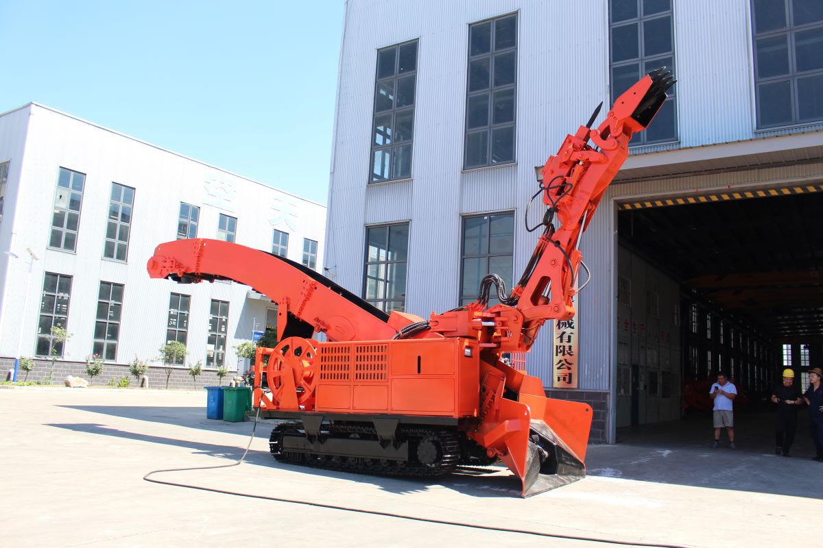 窄巷道不憋屈，永力通扒渣機(jī)專治小斷面